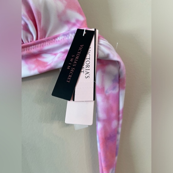 COPY-Victoria’s Secret  Tie-Dye Bikini TOP NWT size large (only top. no bottom) - Picture 4 of 8